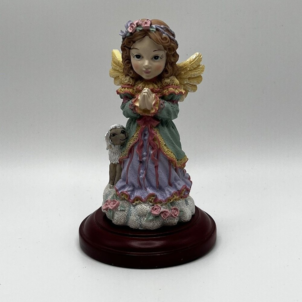 House of Lloyd Caring Angel & Lamb Figurine 1999 vintage